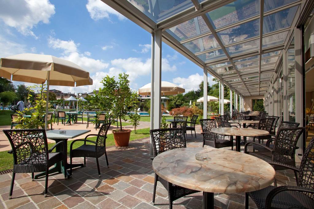 Hotel Harrys' Garden Abano Terme Exterior photo
